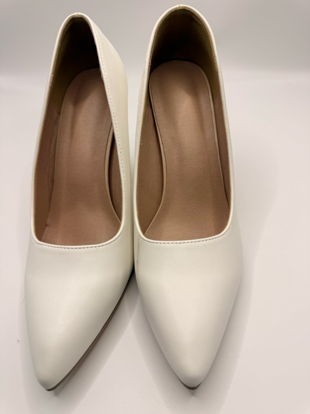 Classic Pointed Toe White Women's Pumps